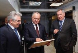 Igor Dodon a avut o întrevedere de lucru cu Dmitrii Rogozin