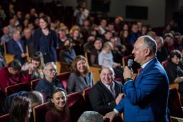 Igor Dodon had a meeting with Moldovan diaspora in Saint Petersburg