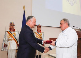 Igor Dodon visited Institute of Mother and Child in Chisinau 