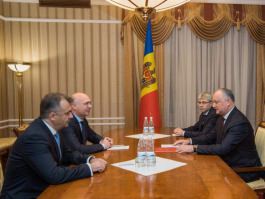 Igor Dodon a semnat decretul de numire a domnului Ion Chicu în funcția de ministru al Finanțelor