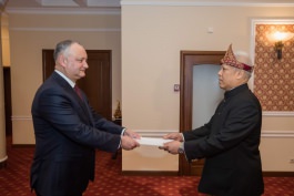 President of Moldova received credentials from five Ambassadors