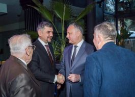 Președintele Igor Dodon a înmînat premii celor mai buni șahiști