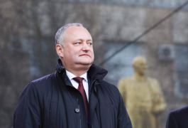 Igor Dodon și Irina Vlah au participat la iarmaroacele de Crăciun din Comrat și Ceadîr-Lunga 