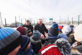 Глава государства принял участие в открытии спортивного комплекса в городе Унгены