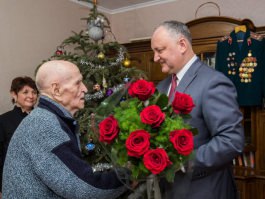 Глава государства вручил «Орден Республики» 100-летнему ветерану Великой Отечественной войны 