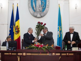 Moldovan president attends launch of book by former head of state