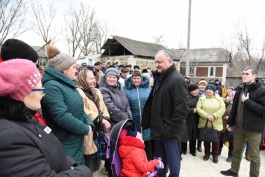 Глава государства принял участие в открытии спортивного комплекса в селе Бырлэдень Окницкого района