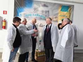 Igor Dodon visited two enterprises in northern Moldova