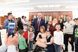 40 de familii cu mulți copii au vizitat sediul Președinției