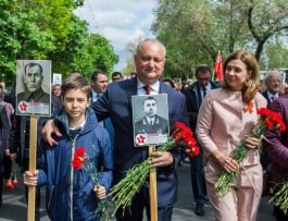 Igor Dodon a participat la marșul „Regimentul Nemuritor”