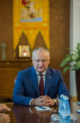 Igor Dodon a prezidat o ședință de lucru cu consilierii și șefii de direcții ai aparatului PRM