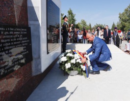 Șeful statului a participat la ceremonia de deschidere a Complexului Memorial al Eroilor din satul Răscăieți