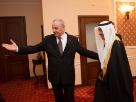 Moldovan president receives accreditation letters from Qatari ambassador