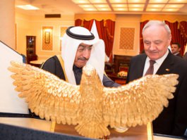 Moldovan president receives accreditation letters from Qatari ambassador