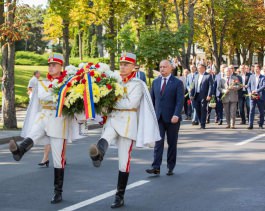 Президент принял участие в торжественном мероприятии в честь Дня Независимости