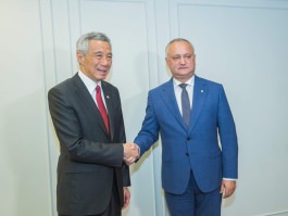 Președintele Republicii Moldova a avut o întrevedere cu Prim-ministrul Republicii Singapore