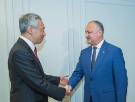 Președintele Republicii Moldova a avut o întrevedere cu Prim-ministrul Republicii Singapore