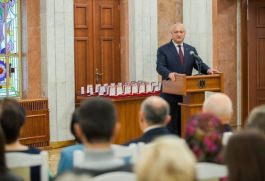 Președintele Republicii Moldova a conferit distincții de stat