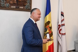 Igor Dodon a vizitat Combinatul de materiale de construcții ”MACON”