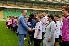 Igor Dodon a participat la ceremonia de deschidere a primei ediții a Cupei Președintelui la fotbal între copii