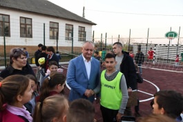 Șeful statului a participat la inaugurarea complexului sportiv din satul Talmaza