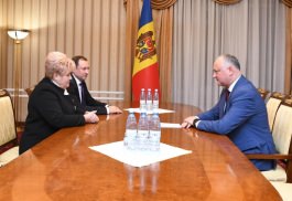 Igor Dodon a avut discuții cu toate fracțiunile parlamentare