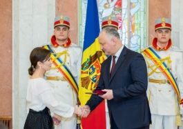 Igor Dodon a înmînat înalte distincții de stat