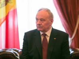 Moldovan president receives accreditation letters of five envoys