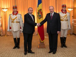 Moldovan president receives accreditation letters of five envoys