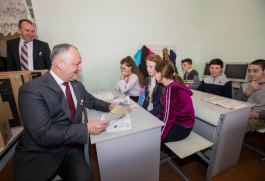 Igor Dodon a vizitat satele Crasnoarmeiscoe și Tălăești din raionul Hîncești