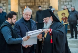 Președintele Igor Dodon s-a întîlnit cu Episcopul de Edineț și Briceni, Nicodim