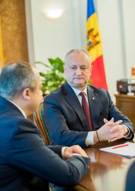 Igor Dodon a semnat Decrete privind numirea a trei consilieri ai Președintelui