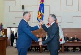 Igor Dodon a prezentat efectivelor a două ministere pe noii miniștri