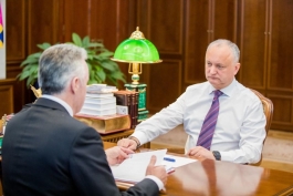 Igor Dodon va examina posibilitatea acordării unor ajutoare sociale veteranilor-invalizi de război