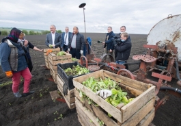 Șeful statului întreprinde o vizită de lucru în raioanele Drochia și Glodeni