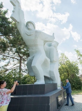 Глава государства провел несколько встреч в селе Кочиеры Дубасарского района