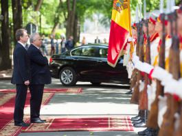 Moldovan president receives accreditation letters of five ambassadors