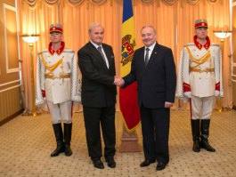 Moldovan president receives accreditation letters of five ambassadors