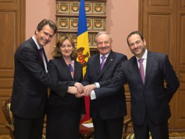 Moldovan president awards two European officials