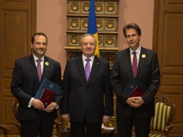 Moldovan president awards two European officials