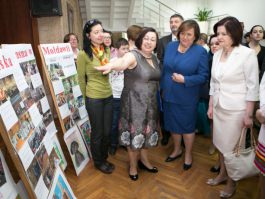  Moldovan, Polish First Ladies attend more cultural events