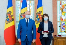 Igor Dodon a înmânat distincții de stat unor cetățeni ai țării