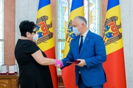 Igor Dodon a înmânat distincții de stat unor cetățeni ai țării