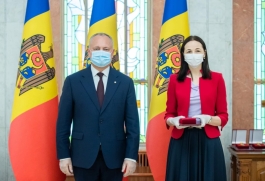 Igor Dodon a înmânat înalte distincții de stat unor cetățeni ai Republicii Moldova