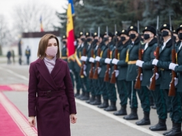 Președintele Republicii Moldova, Maia Sandu, a participat la ceremonia de detașare a contingentului Armatei Naționale în misiunea KFOR din Kosovo