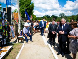 Николае Тимофти принял участие в торжествах по случаю престольного праздника в селе Чобалакчия