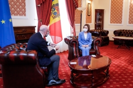 Președintele Maia Sandu s-a întâlnit cu Președintele Consiliului European, Charles Michel