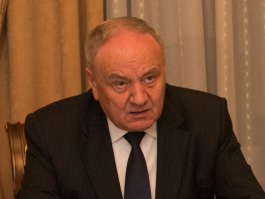 Moldovan president appoints three magistrates