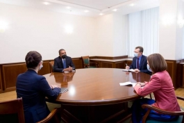 Președinta Maia Sandu a discutat cu noul Reprezentant permanent al FMI în Republica Moldova, Rodgers Chawani, despre prioritățile țării pe termen mediu