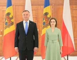 Președintele Republicii Moldova, Maia Sandu, l-a întâmpinat la Chișinău pe Președintele Republicii Polone, Andrzej Duda